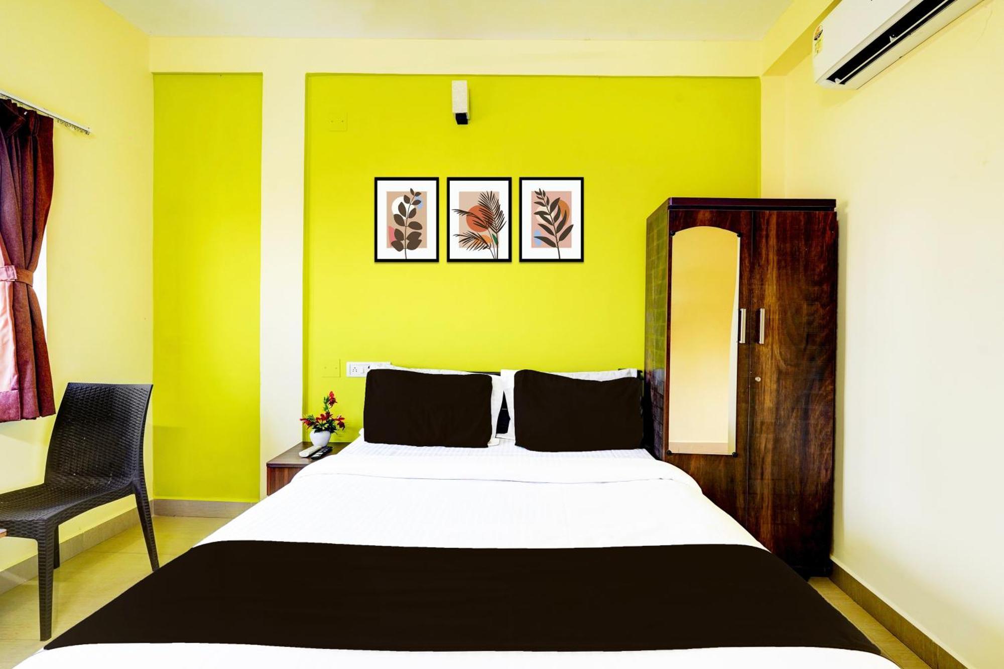 Super Collection O Nibav Beach View Chennai Exterior photo