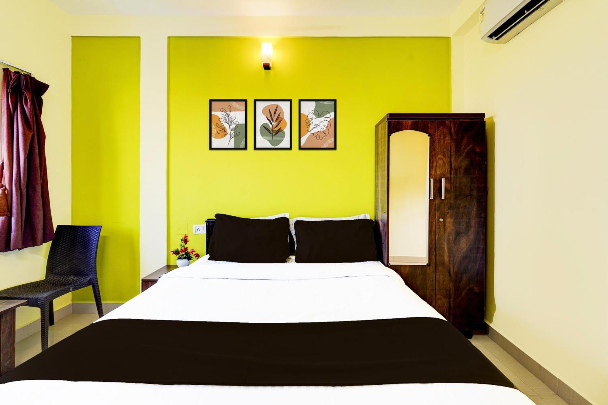 Super Collection O Nibav Beach View Chennai Exterior photo