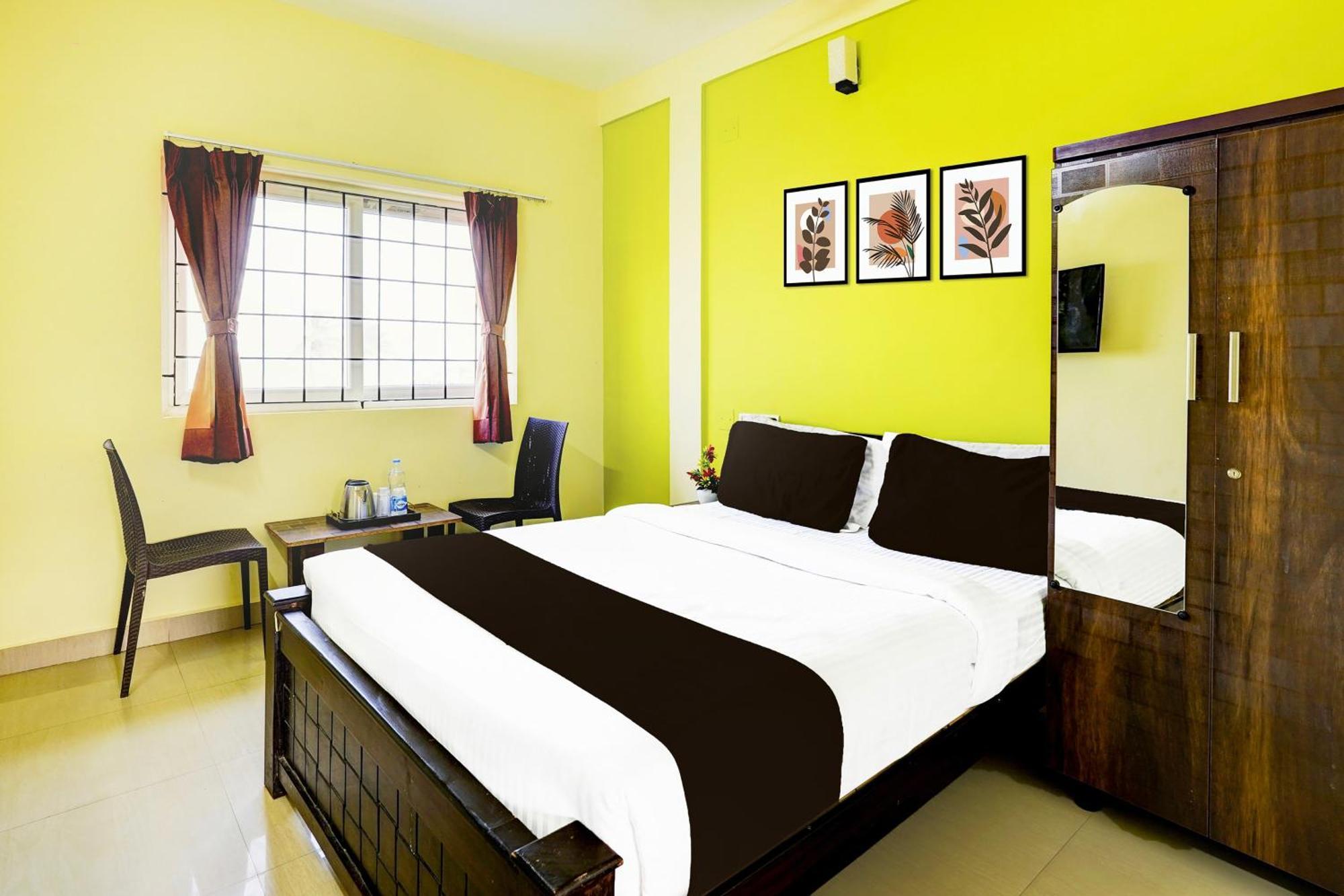Super Collection O Nibav Beach View Chennai Exterior photo