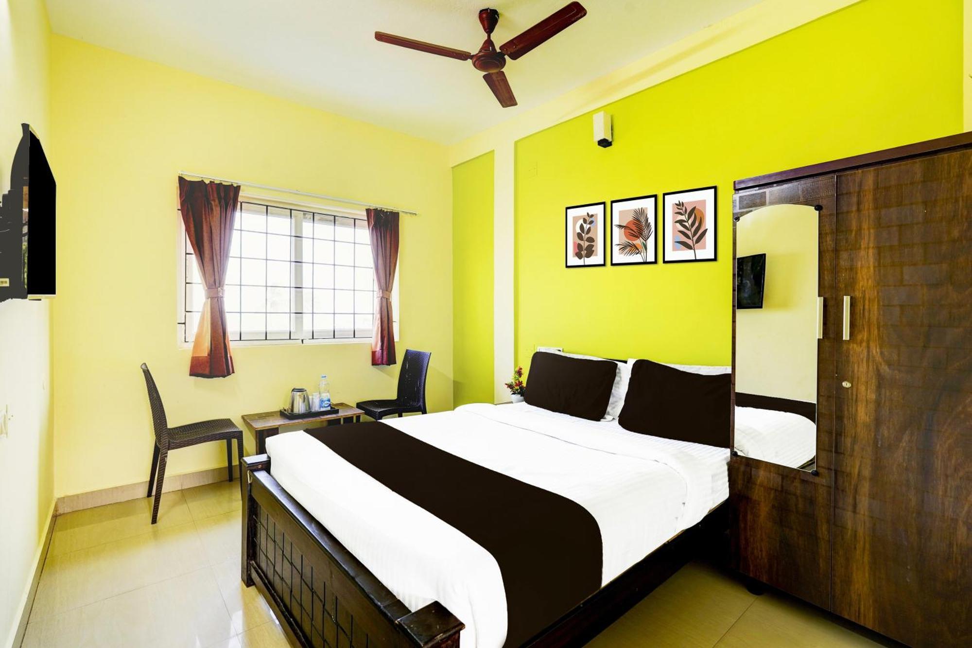 Super Collection O Nibav Beach View Chennai Exterior photo